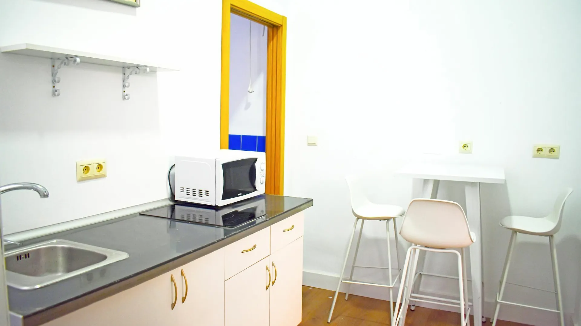 Living4Malaga Marques De Guadiaro 1878 Apartment 0*, Malaga